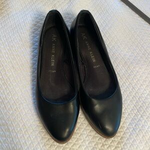 Black Flats with brown trim, Anne Klein